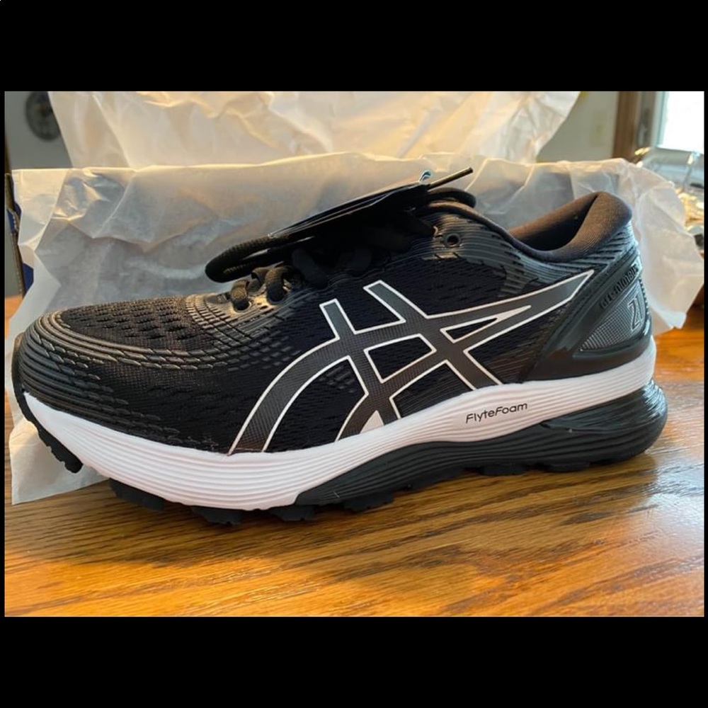 ASICS Gel-Nimbus 21 Sz 7.5